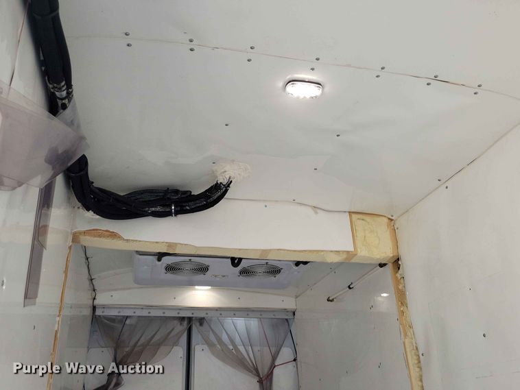 image for item EE1069 2018 Ford Transit 350 van