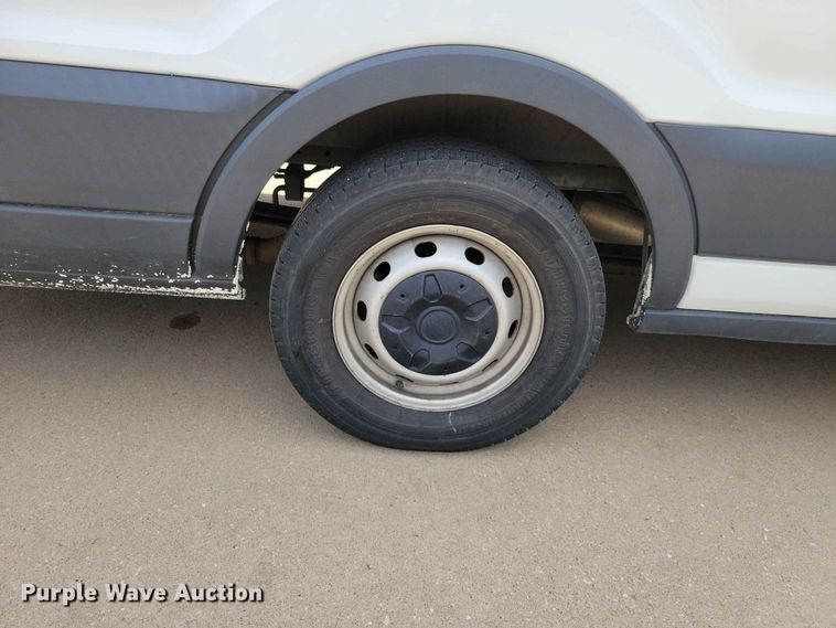 image for item EE1069 2018 Ford Transit 350 van