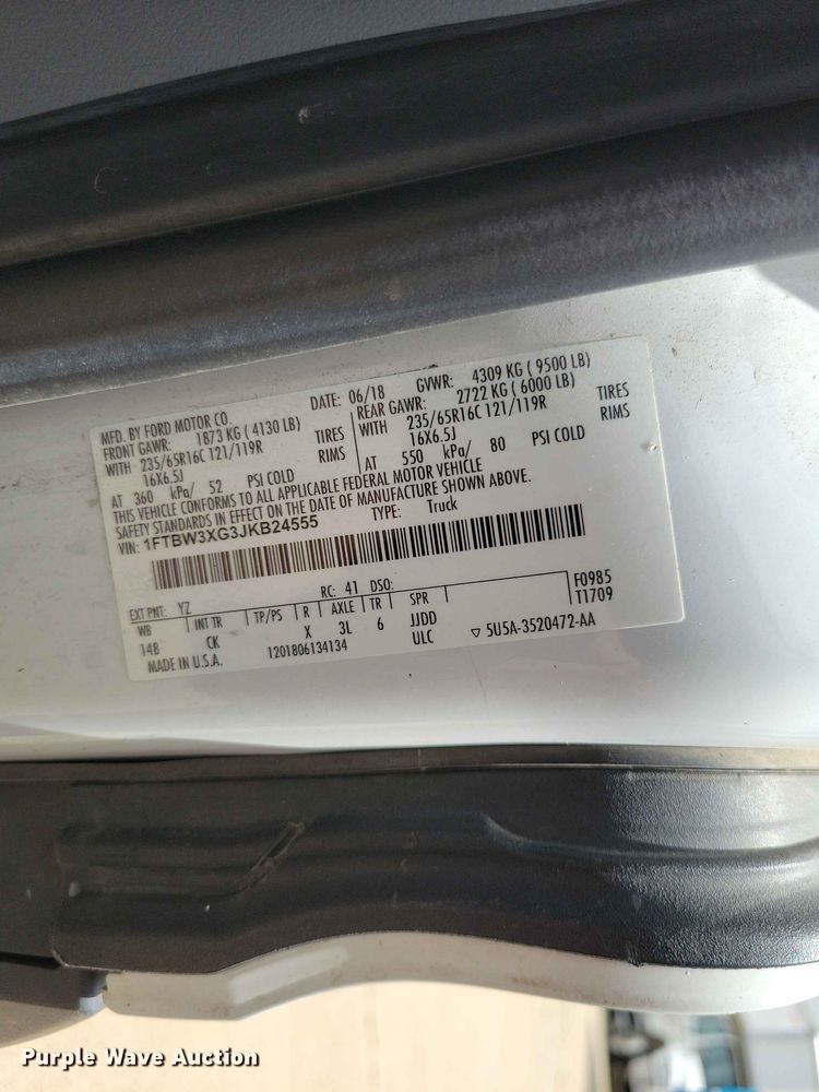 image for item EE1069 2018 Ford Transit 350 van