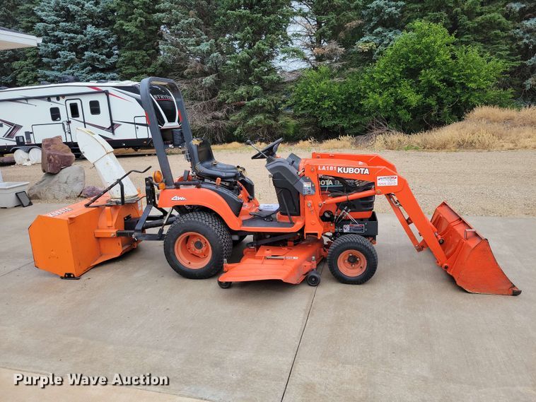image for item EE1099 Kubota BX1500 MFWD tractor