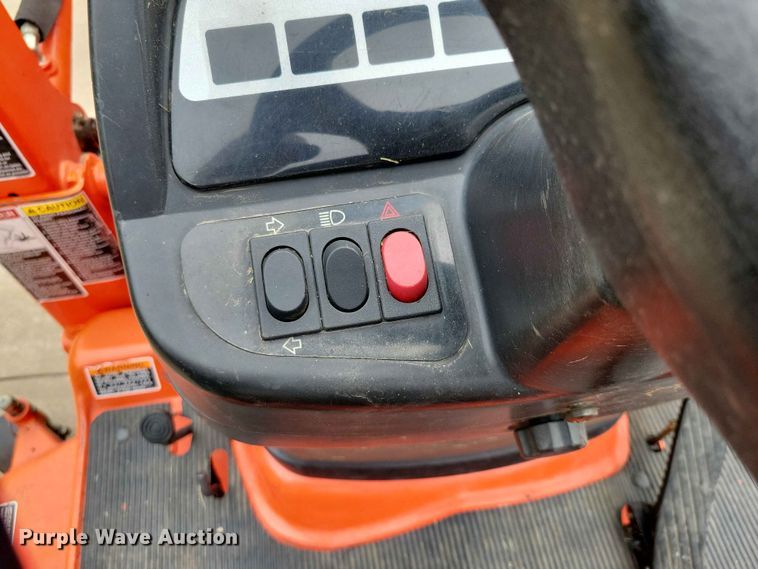 image for item EE1099 Kubota BX1500 MFWD tractor