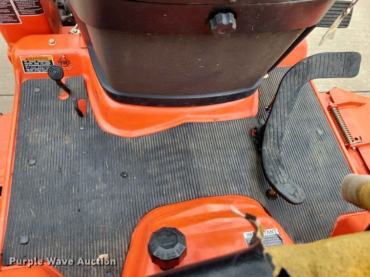 image for item EE1099 Kubota BX1500 MFWD tractor