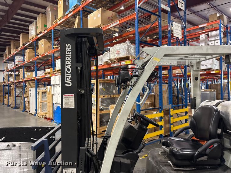 image for item EF1263 2017 UniCarriers CFS40 forklift