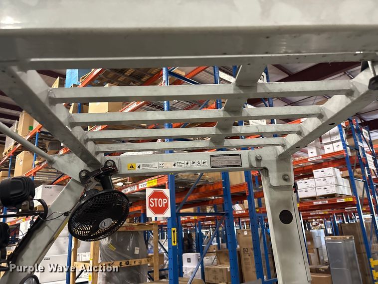 image for item EF1263 2017 UniCarriers CFS40 forklift