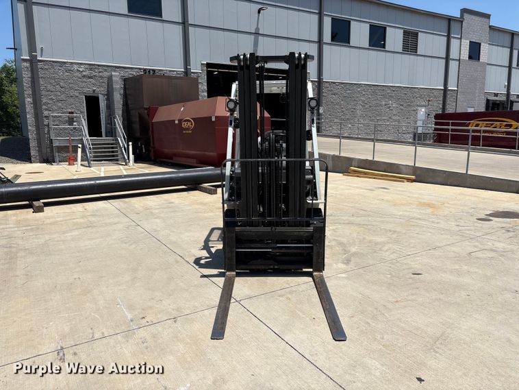 image for item EF1266 2017 UniCarriers PF50 forklift