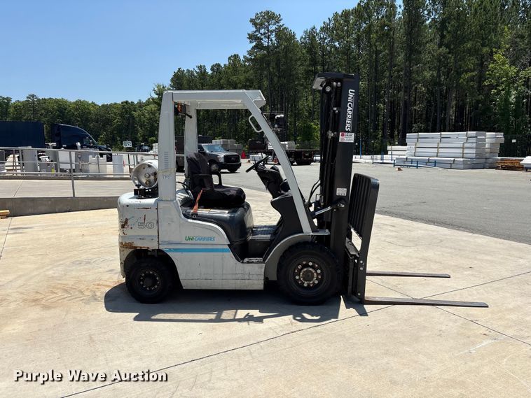 image for item EF1266 2017 UniCarriers PF50 forklift