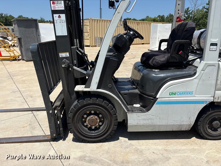 image for item EF1266 2017 UniCarriers PF50 forklift