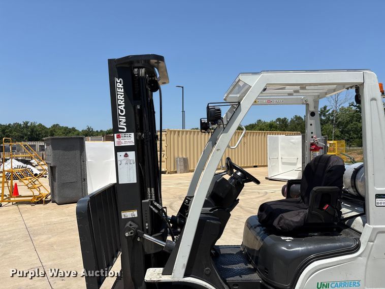 image for item EF1266 2017 UniCarriers PF50 forklift