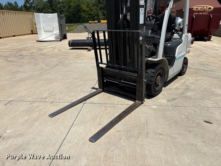 image for item EF1266 2017 UniCarriers PF50 forklift