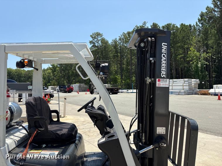 image for item EF1266 2017 UniCarriers PF50 forklift