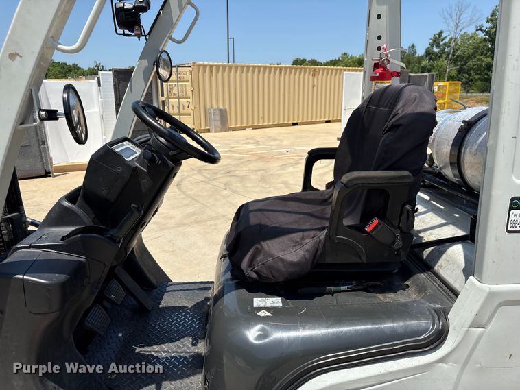 image for item EF1266 2017 UniCarriers PF50 forklift
