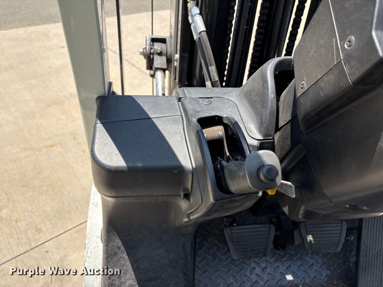 image for item EF1266 2017 UniCarriers PF50 forklift