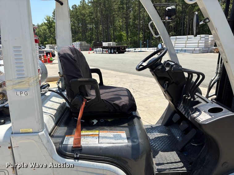image for item EF1266 2017 UniCarriers PF50 forklift