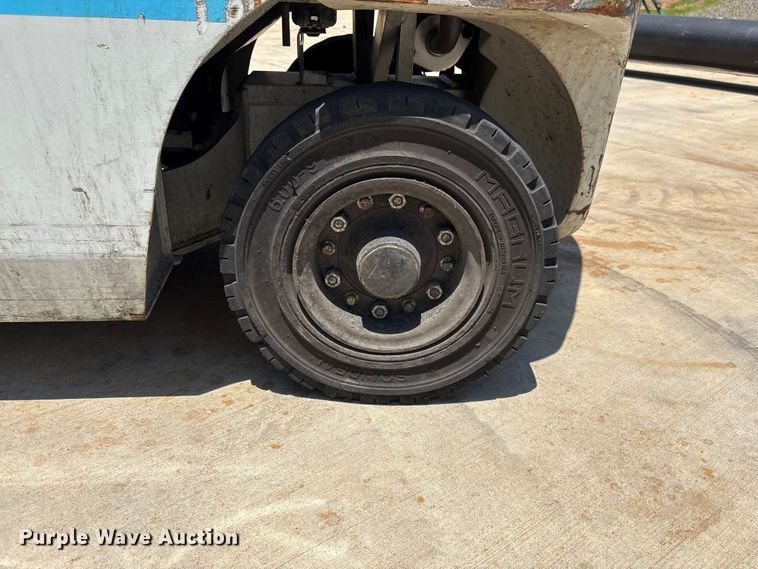 image for item EF1266 2017 UniCarriers PF50 forklift