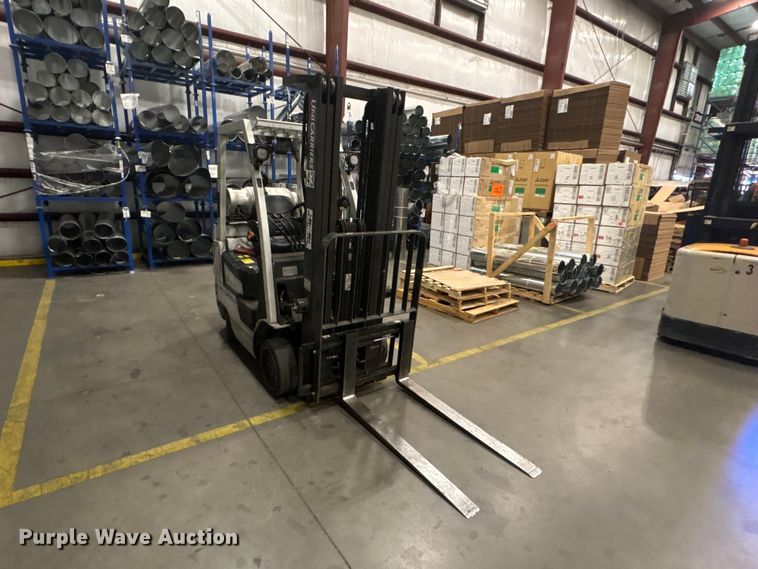 image for item EF1269 2017 UniCarriers CFS40 forklift