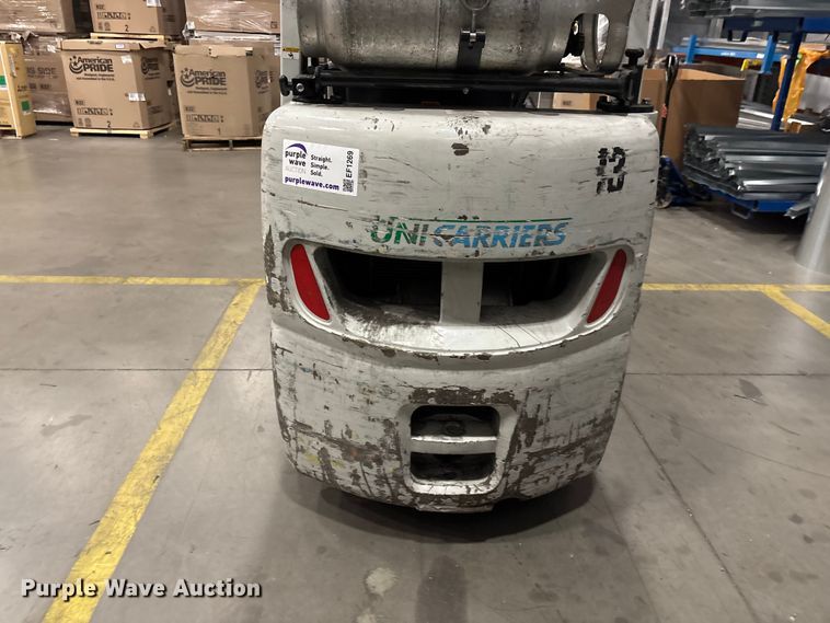 image for item EF1269 2017 UniCarriers CFS40 forklift