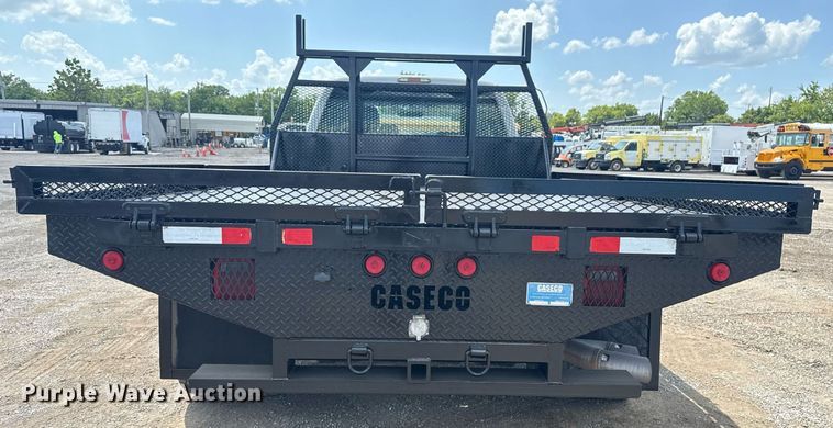 image for item EG6061 2012 Ford F550 Super Duty SuperCab flatbed pickup truck