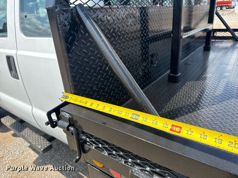 image for item EG6061 2012 Ford F550 Super Duty SuperCab flatbed pickup truck