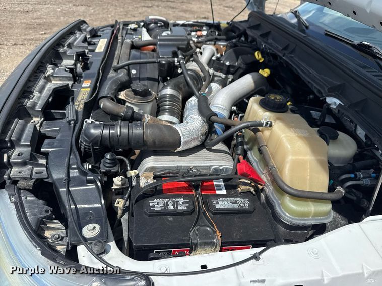image for item EG6061 2012 Ford F550 Super Duty SuperCab flatbed pickup truck