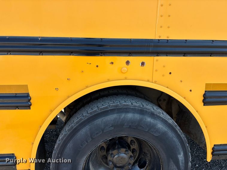 image for item EG9212 2011 Thomas Built MVP-EF school bus