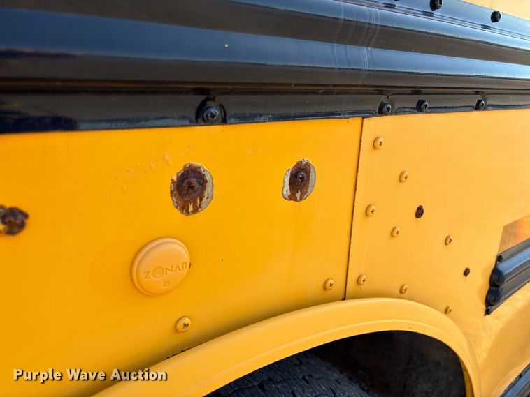 image for item EG9212 2011 Thomas Built MVP-EF school bus