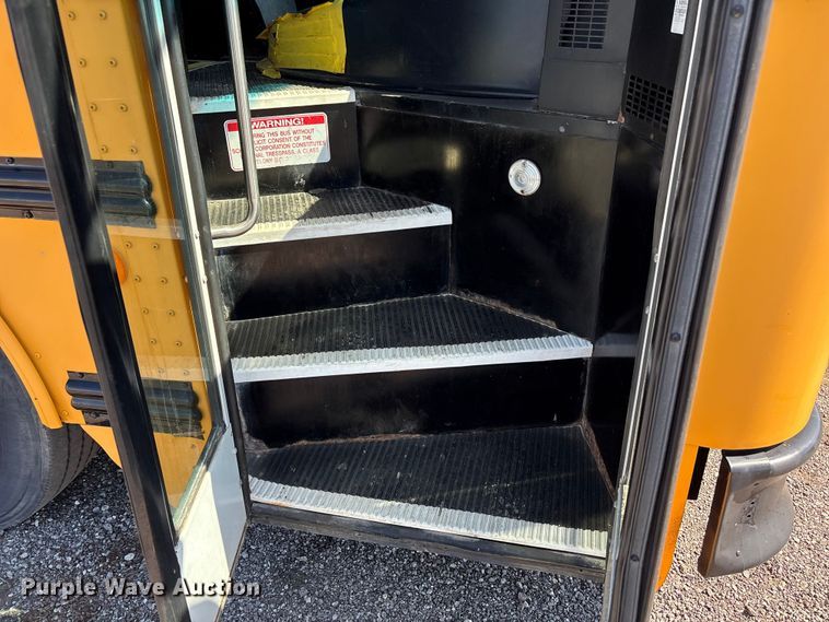 image for item EG9212 2011 Thomas Built MVP-EF school bus