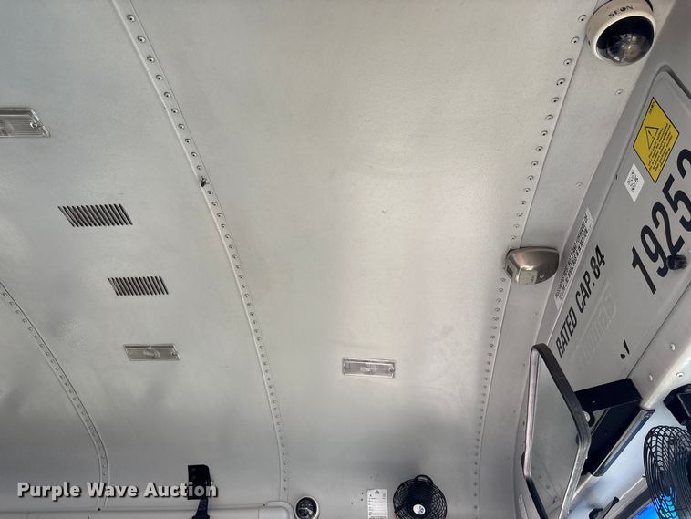 image for item EG9212 2011 Thomas Built MVP-EF school bus
