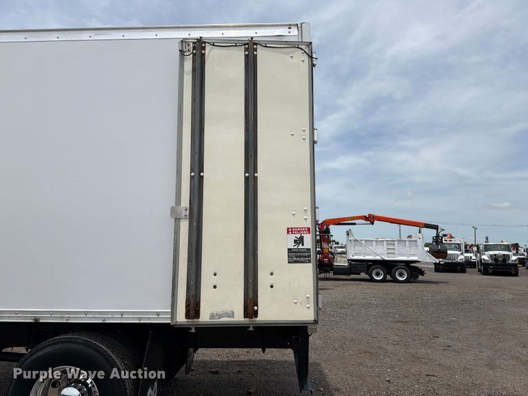 image for item EG9227 2014 Freightliner Business Class M2 paper shredder truck