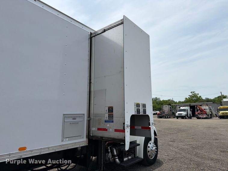 image for item EG9227 2014 Freightliner Business Class M2 paper shredder truck
