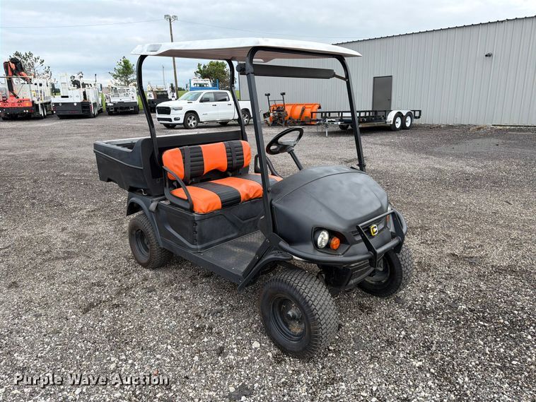 image for item EG9237 2022 Cushman Hauler 800X golf cart