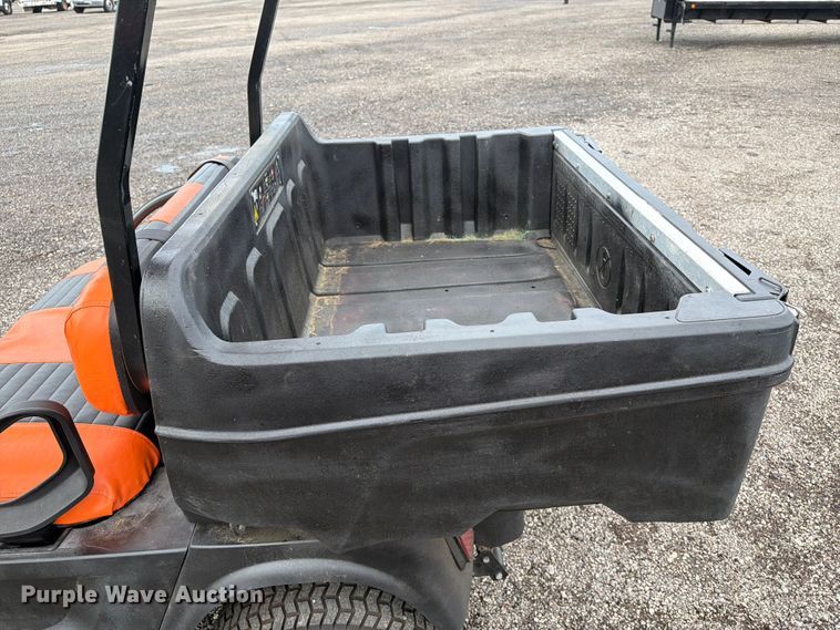 image for item EG9237 2022 Cushman Hauler 800X golf cart