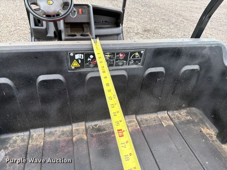 image for item EG9237 2022 Cushman Hauler 800X golf cart
