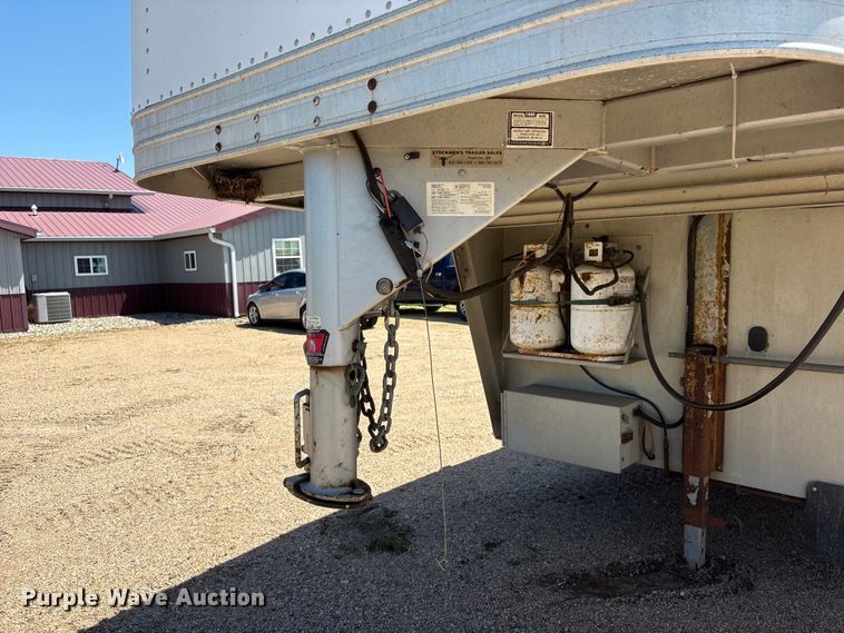 image for item EI5915 2008 Featherlite 1530 enclosed cargo trailer