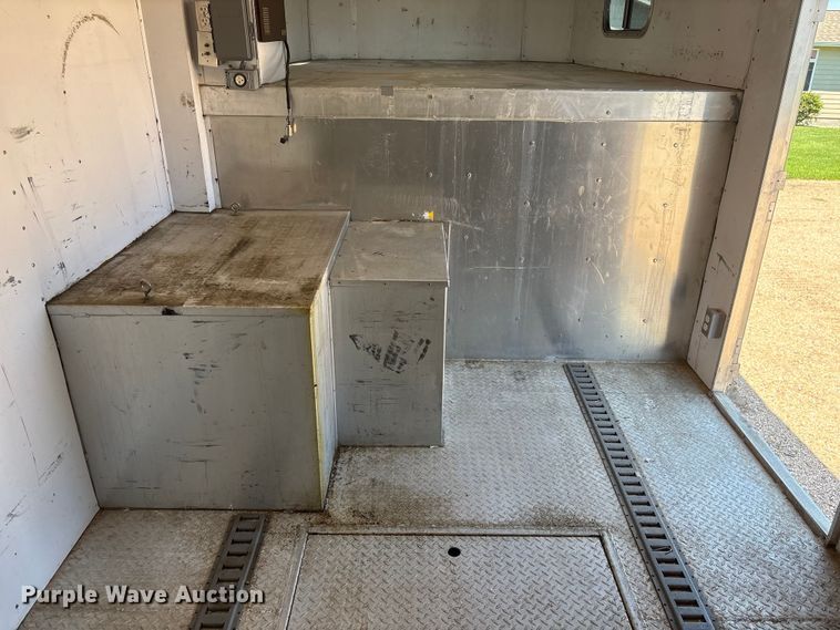 image for item EI5915 2008 Featherlite 1530 enclosed cargo trailer