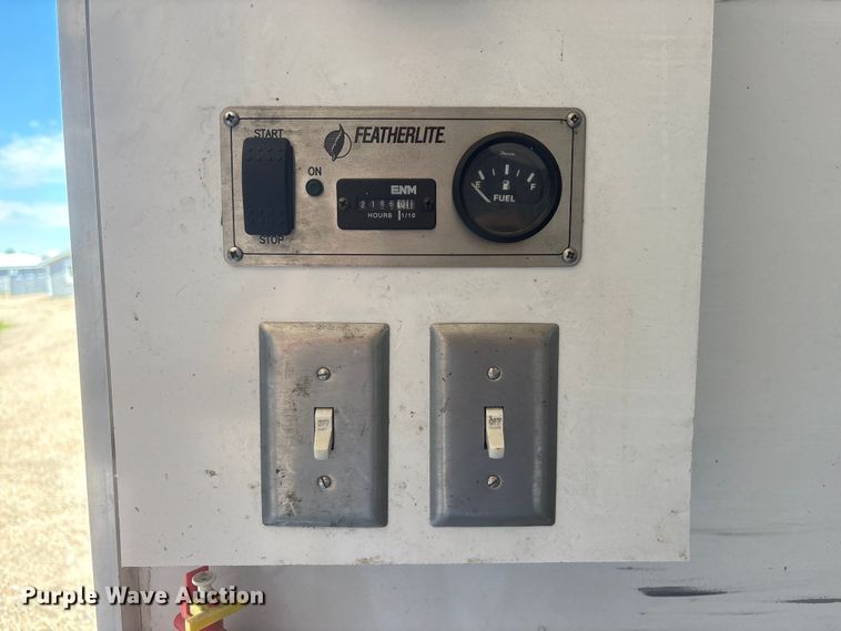 image for item EI5915 2008 Featherlite 1530 enclosed cargo trailer