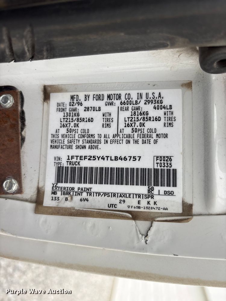 image for item EI5916 1996 Ford F250 pickup truck