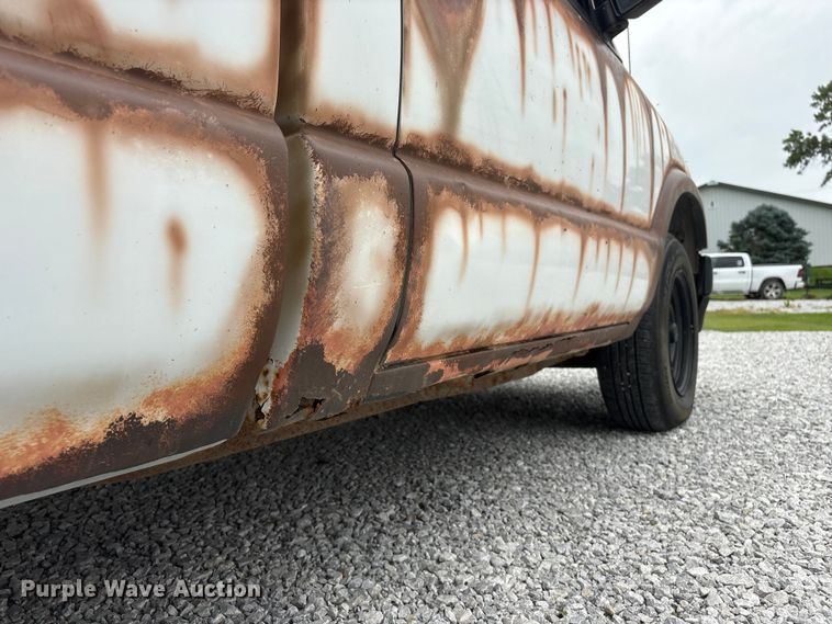 image for item EI5917 2001 Chevrolet S10 pickup truck