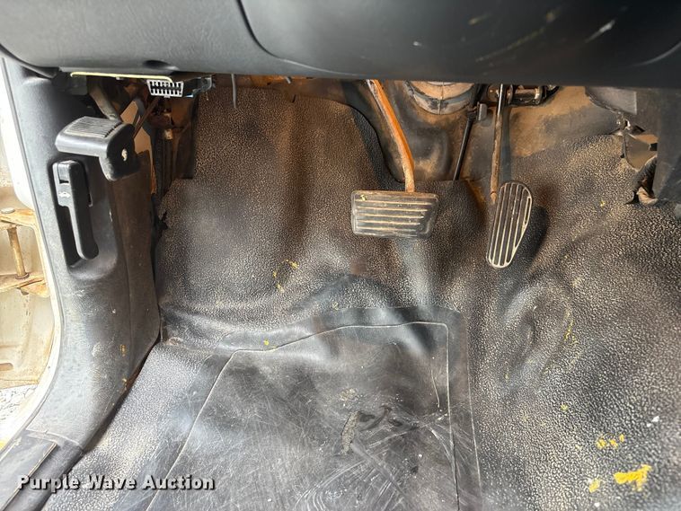 image for item EI5917 2001 Chevrolet S10 pickup truck