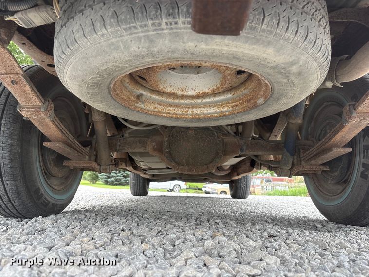 image for item EI5917 2001 Chevrolet S10 pickup truck