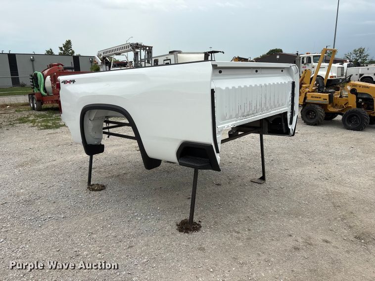 image for item EI5922 Pickup truck bed