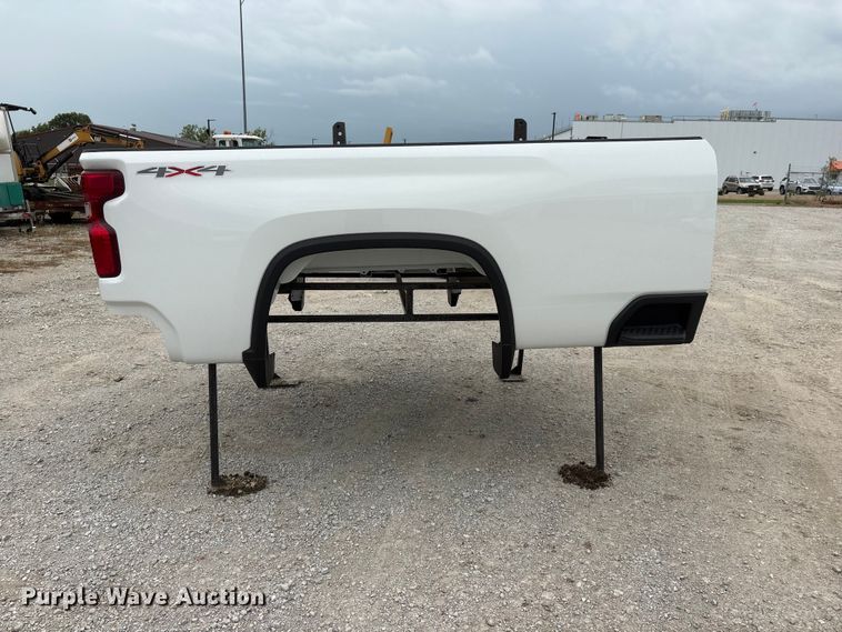 image for item EI5922 Pickup truck bed