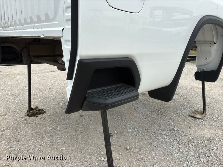 image for item EI5922 Pickup truck bed