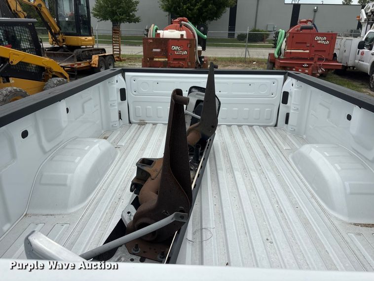 image for item EI5922 Pickup truck bed