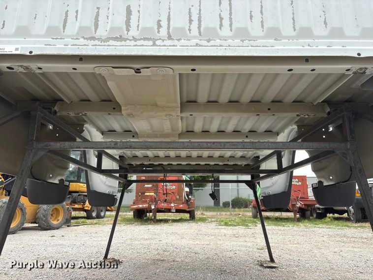 image for item EI5922 Pickup truck bed