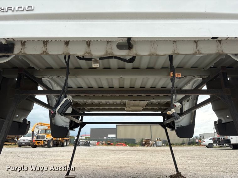 image for item EI5922 Pickup truck bed