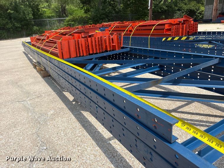 image for item EI5925 Pallet racking
