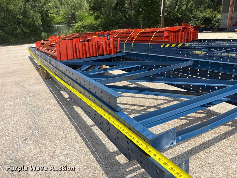 image for item EI5925 Pallet racking