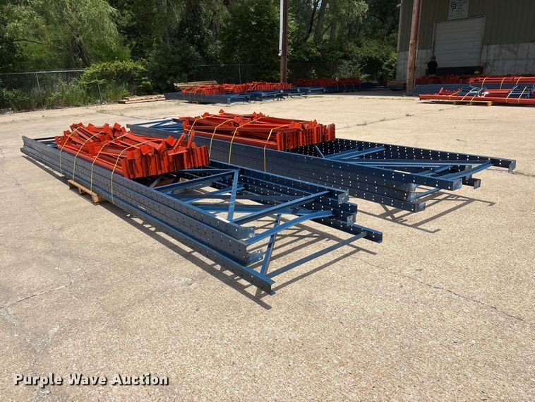 image for item EI5926 Pallet racking