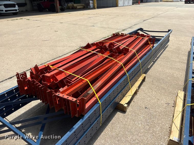 image for item EI5926 Pallet racking