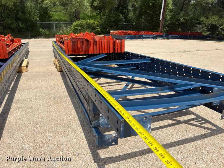 image for item EI5926 Pallet racking
